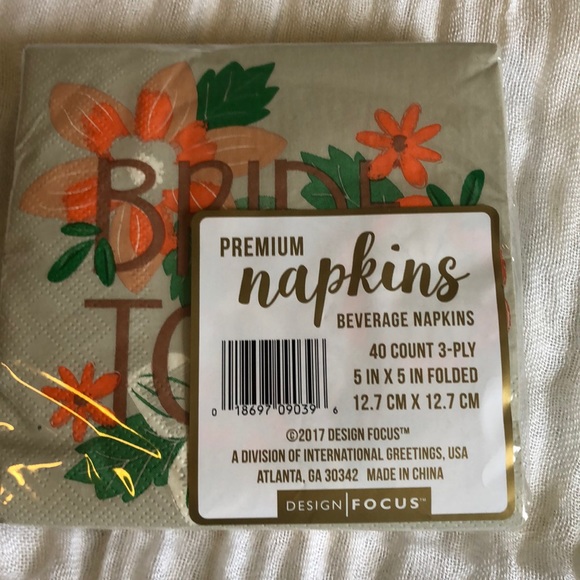 New in package Bride to Be Napkins - Picture 3 of 3